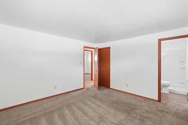 6634 Bartlett Road, Reynoldsburg, OH 43068