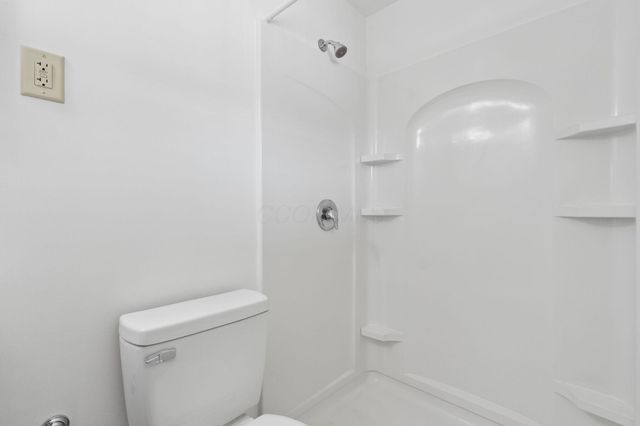 6634 Bartlett Road, Reynoldsburg, OH 43068