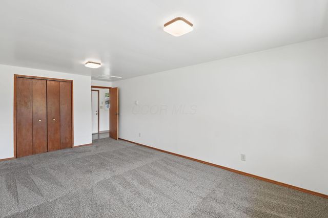 6634 Bartlett Road, Reynoldsburg, OH 43068