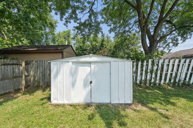 6634 Bartlett Road, Reynoldsburg, OH 43068