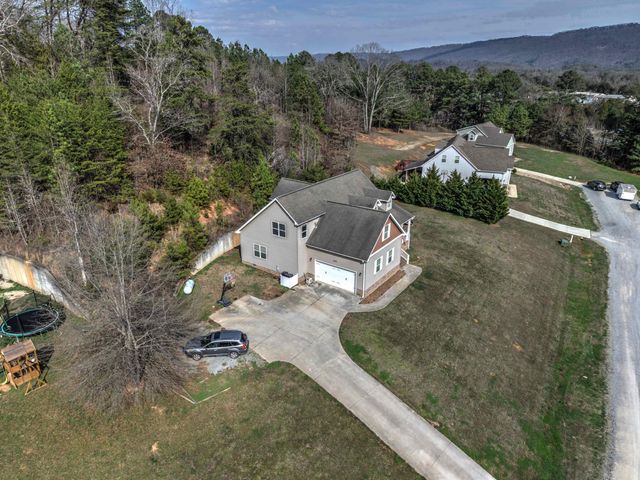 145 Bell Lake Drive, Trenton, GA 30752