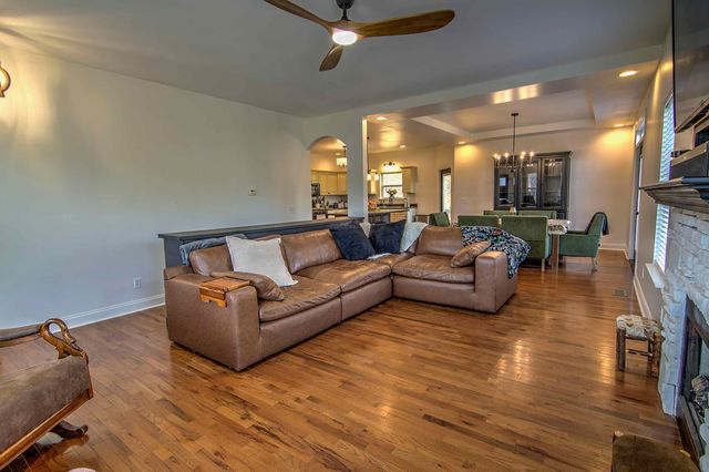 145 Bell Lake Drive, Trenton, GA 30752