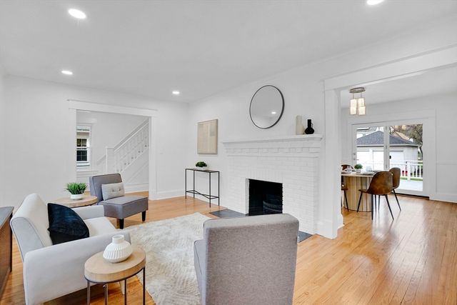 51 Hartford Ter, Springfield, MA 01118