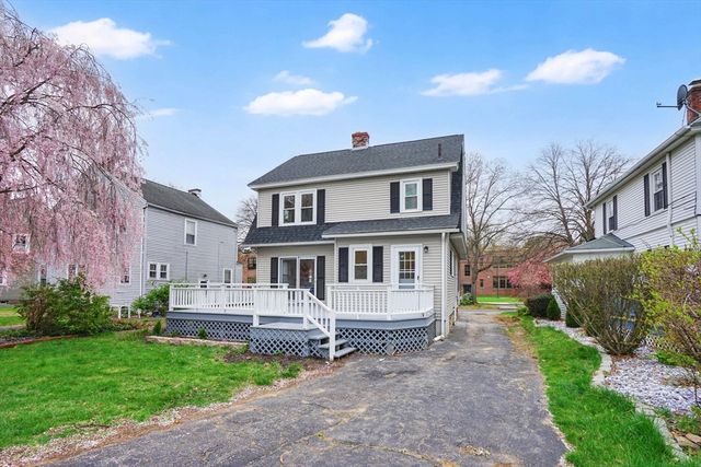 51 Hartford Ter, Springfield, MA 01118