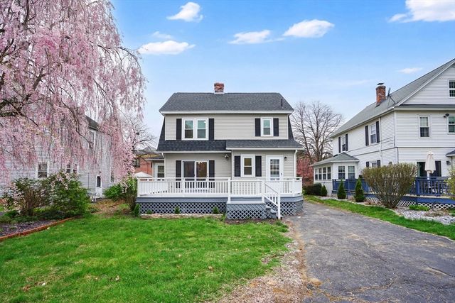 51 Hartford Ter, Springfield, MA 01118