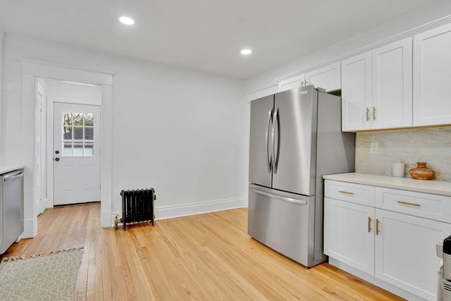 51 Hartford Ter, Springfield, MA 01118