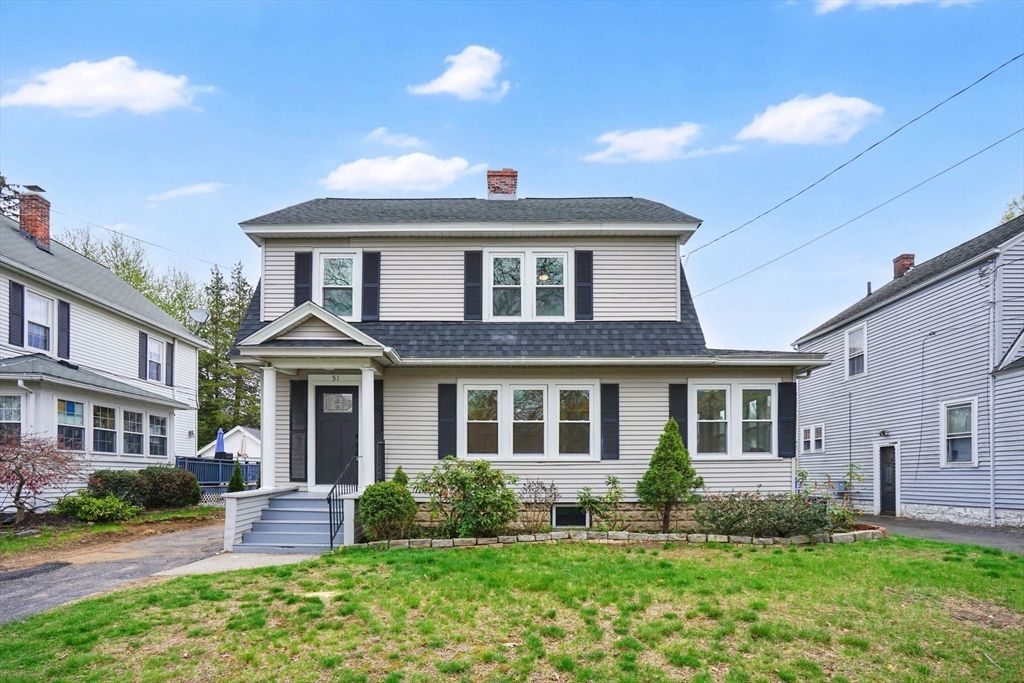 51 Hartford Ter, Springfield, MA 01118