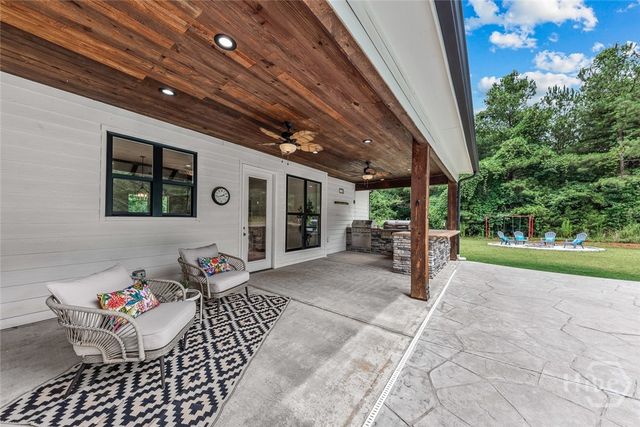 5304 S Apple Valley Road, Jefferson, GA 30549