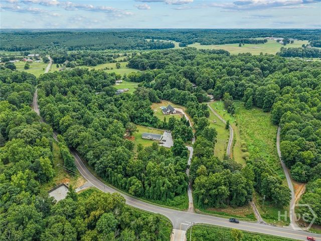 5304 S Apple Valley Road, Jefferson, GA 30549