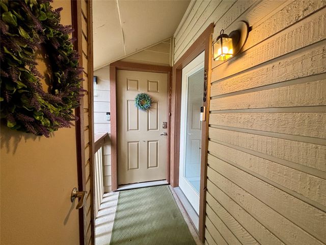 12900 Walden Road 508E, Montgomery, TX 77356