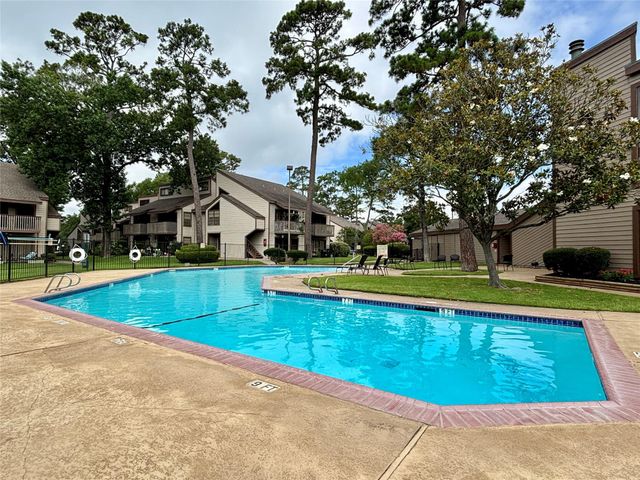 12900 Walden Road 508E, Montgomery, TX 77356