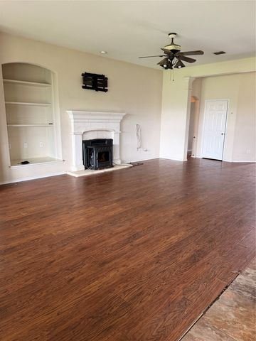 154 Whispering Winds Drive, Gunter, TX 75058