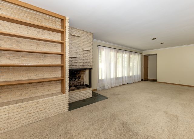 1420 35th Avenue, Rock Island, IL 61201