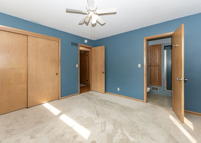 1420 35th Avenue, Rock Island, IL 61201