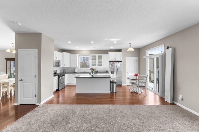 223 Antrim Street, Pickerington, OH 43147