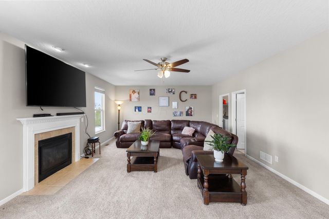 223 Antrim Street, Pickerington, OH 43147