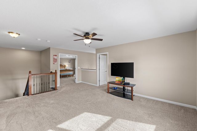 223 Antrim Street, Pickerington, OH 43147