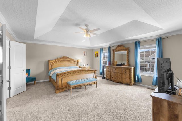 223 Antrim Street, Pickerington, OH 43147