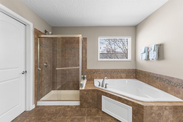 223 Antrim Street, Pickerington, OH 43147