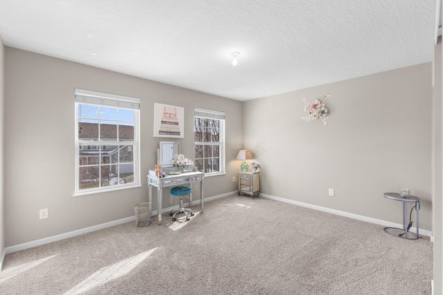 223 Antrim Street, Pickerington, OH 43147