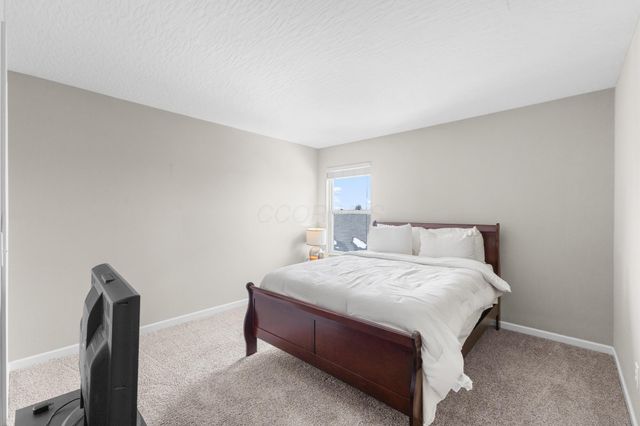 223 Antrim Street, Pickerington, OH 43147