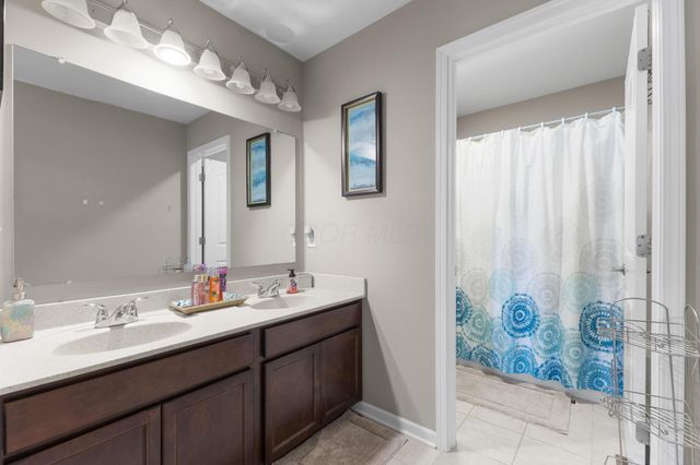 223 Antrim Street, Pickerington, OH 43147