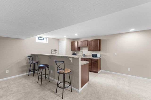 223 Antrim Street, Pickerington, OH 43147