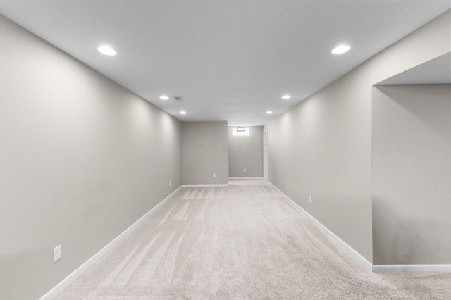 223 Antrim Street, Pickerington, OH 43147