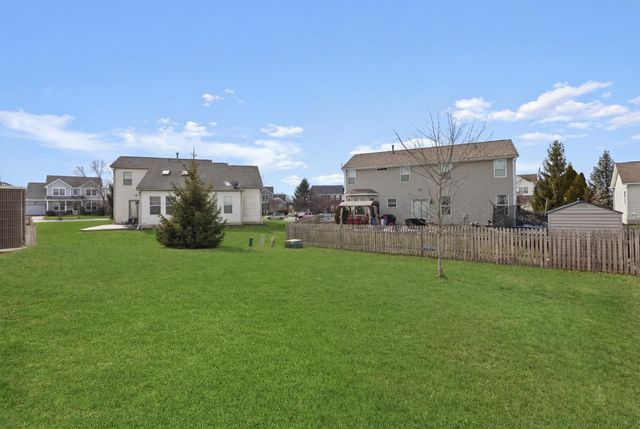 223 Antrim Street, Pickerington, OH 43147