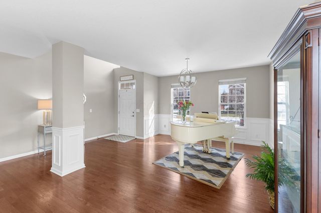 223 Antrim Street, Pickerington, OH 43147