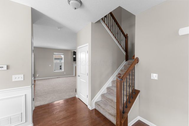 223 Antrim Street, Pickerington, OH 43147