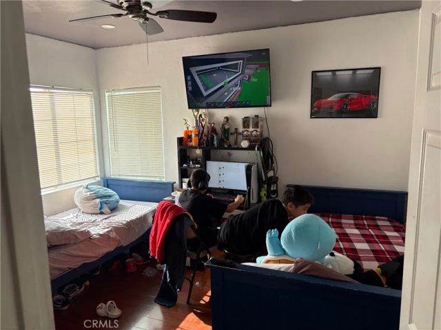 2911 Baltic, Long Beach, CA 90810