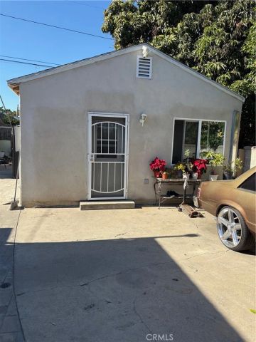 2911 Baltic, Long Beach, CA 90810