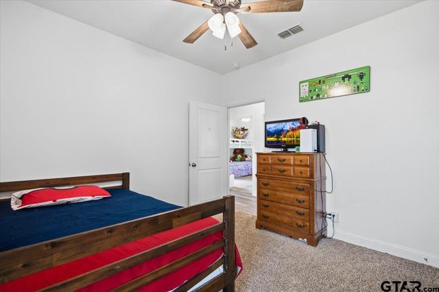 21531 Kayla Ln, Mineola, TX 75773