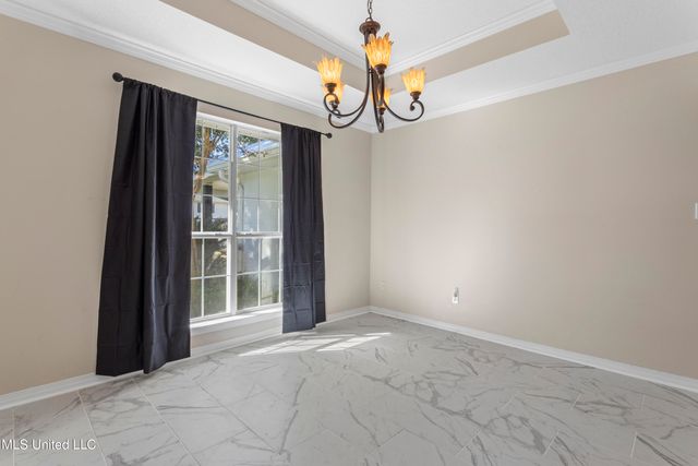 13313 Hollow Oak Lane, Ocean Springs, MS 39564