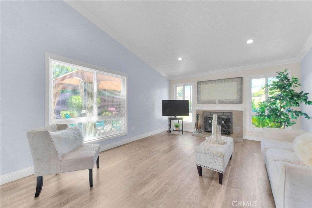 Image 7 of property listing at 4312 Rainier Court, Chino, CA 91710