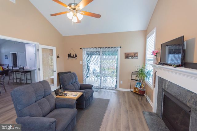 57 CILANTRO LN, Bunker Hill, WV 25413