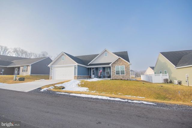 57 CILANTRO LN, Bunker Hill, WV 25413