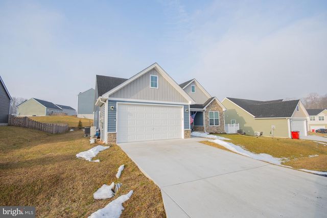 57 CILANTRO LN, Bunker Hill, WV 25413