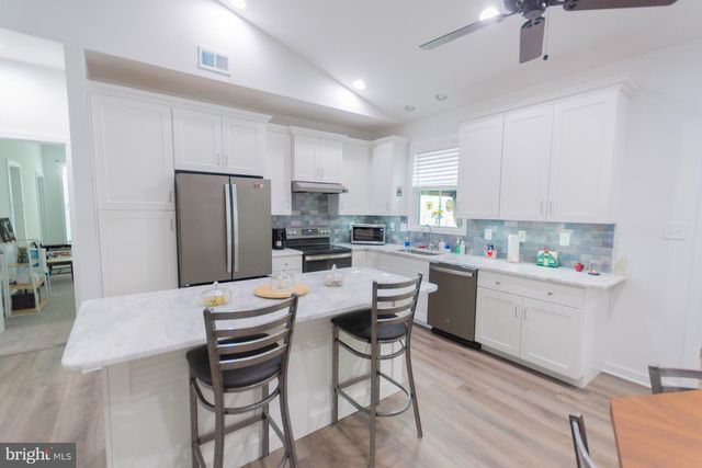 57 CILANTRO LN, Bunker Hill, WV 25413