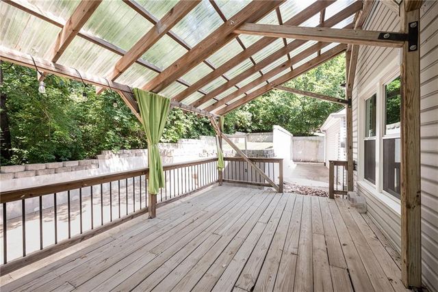 2308 Hebbeln Drive, Leavenworth, KS 66048