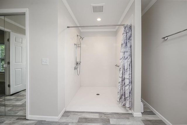 2308 Hebbeln Drive, Leavenworth, KS 66048