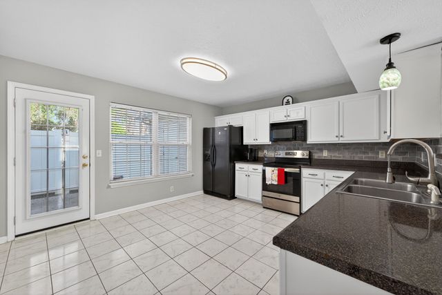 3166 Prater Ct, Murfreesboro, TN 37128