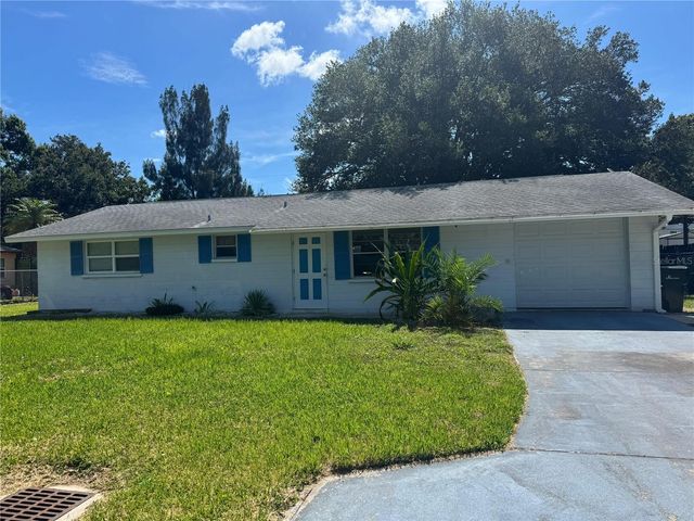 408 PINEWOOD AVENUE, Nokomis, FL 34275