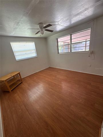 408 PINEWOOD AVENUE, Nokomis, FL 34275