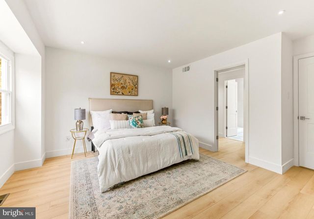 2470 MEDFORD RD, Atco, NJ 08004