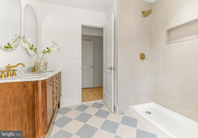 2470 MEDFORD RD, Atco, NJ 08004