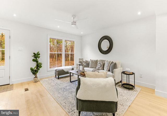 2470 MEDFORD RD, Atco, NJ 08004