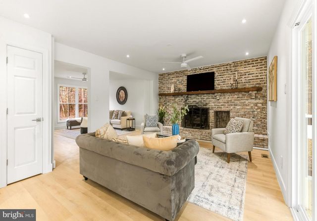 2470 MEDFORD RD, Atco, NJ 08004