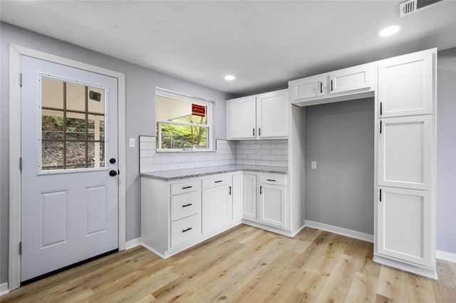 3506 Bevan Rd, N Versailles, PA 15137